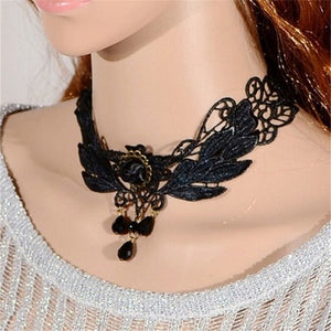 EPibuss Women Black Beaded Flowers Crystal  Necklace Jewelry