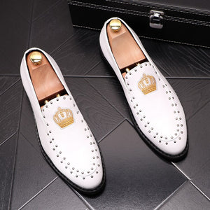 EPibuss  Men New Luxury Casual Leather Pointed Toe Embroider Crown Shoes