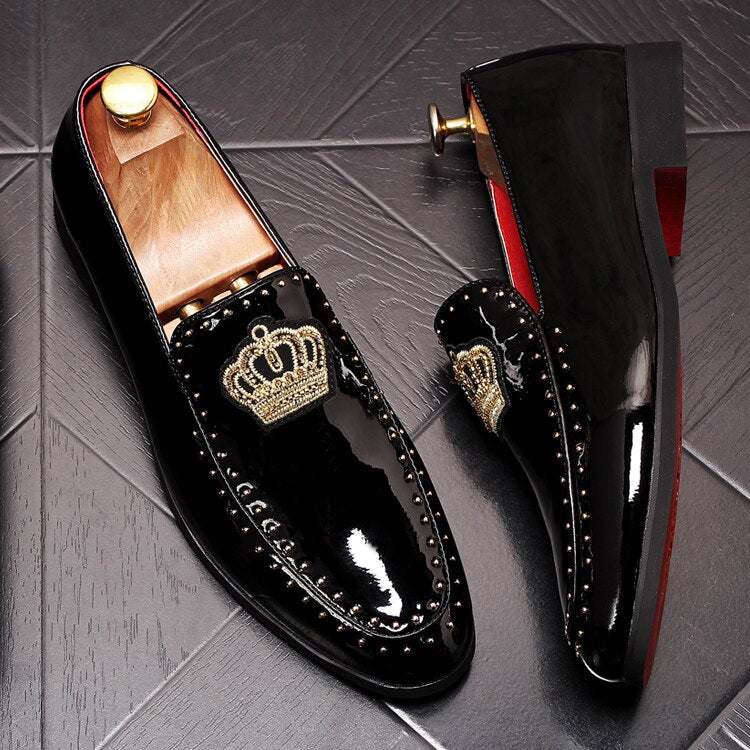 EPibuss  Men New Luxury Casual Leather Pointed Toe Embroider Crown Shoes